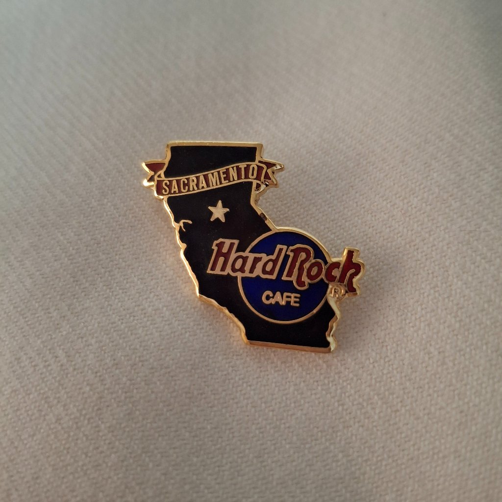 Hard Rock Cafe Sacramento Ca State Outline Pin Black Nwot
